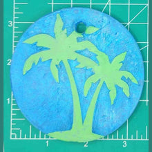 Load image into Gallery viewer, 3.5&quot; Circle Inserts - Holidays and Seasons - Silicone Freshie Mold
