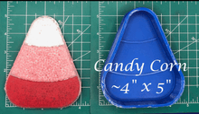 Load image into Gallery viewer, Candy Corn - Silicone Freshie Mold
